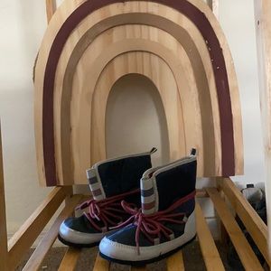 Baby boy boots